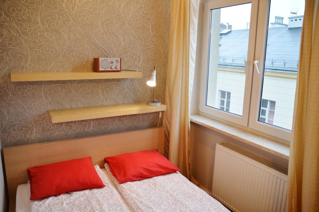 Apartament 4You Zurawia Warschau Buitenkant foto